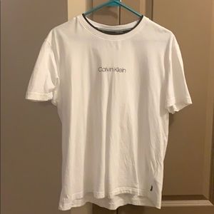 Calvin Klein T shirt